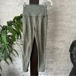BEYOND YOGA Green Space Dye Heather Yoga Out of Pocket Pants Size Small